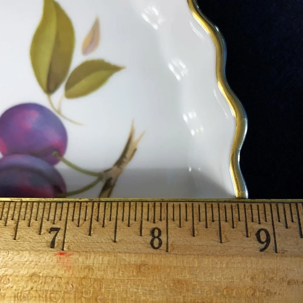 Royal Worcester Porcelain Evesham Fruits Quiche/Tart Bake Dish England NOS 8.75